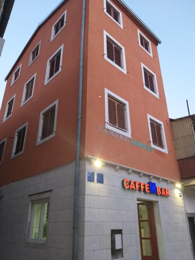 Buffet M Apartments And Rooms Оброваць Екстер'єр фото